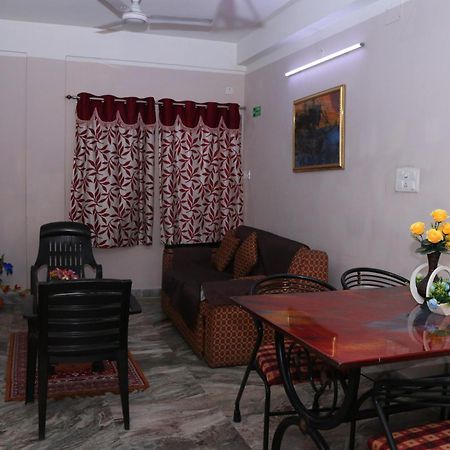 The Elite Apartment Hotel Kolkata Bagian luar foto