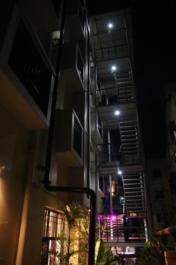 The Elite Apartment Hotel Kolkata Bagian luar foto