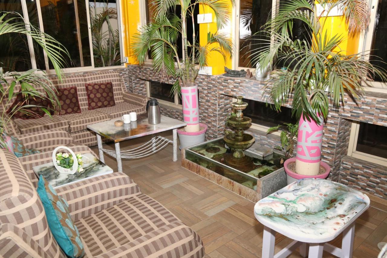 The Elite Apartment Hotel Kolkata Bagian luar foto