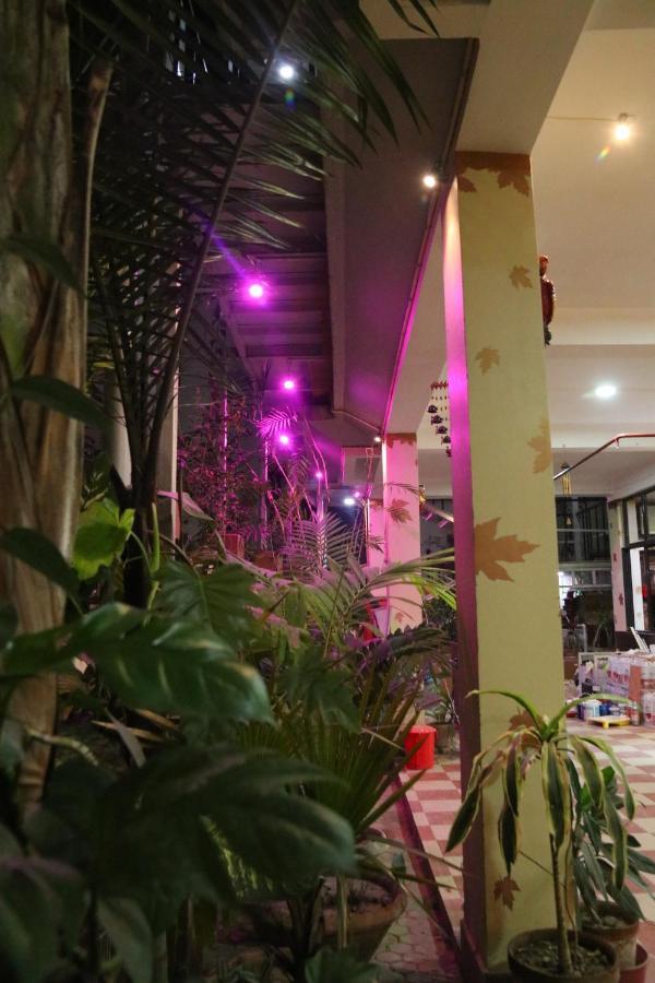 The Elite Apartment Hotel Kolkata Bagian luar foto