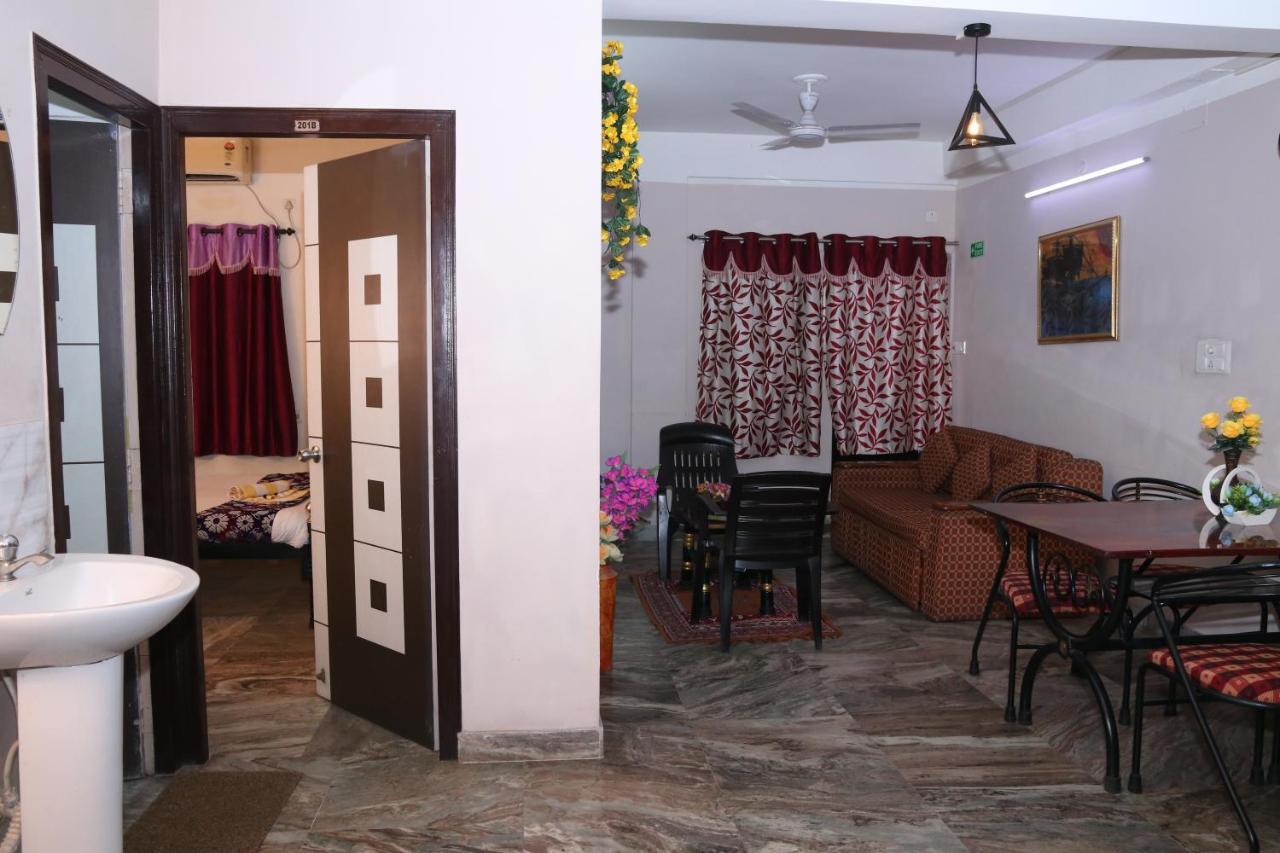 The Elite Apartment Hotel Kolkata Bagian luar foto