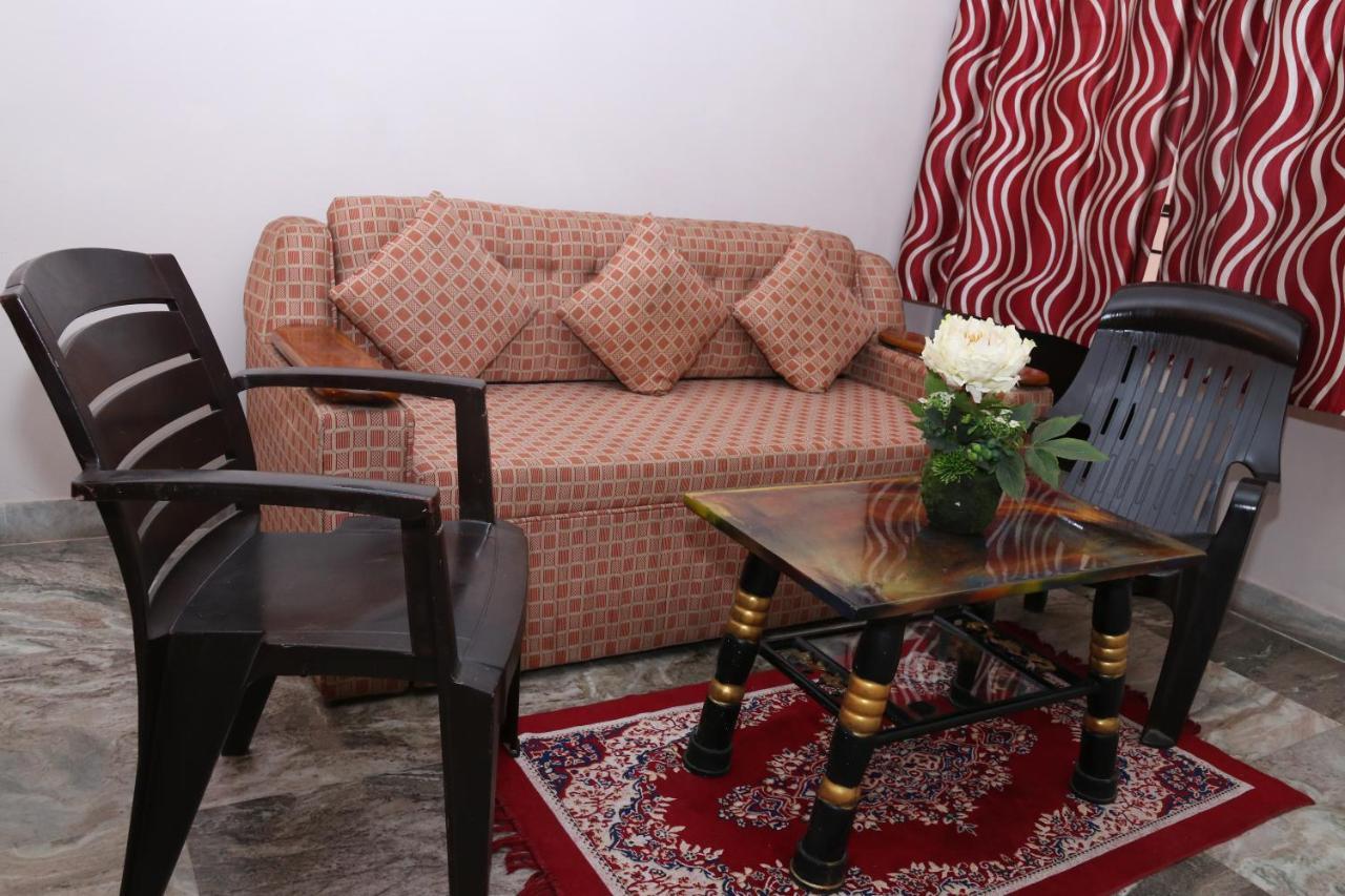 The Elite Apartment Hotel Kolkata Bagian luar foto