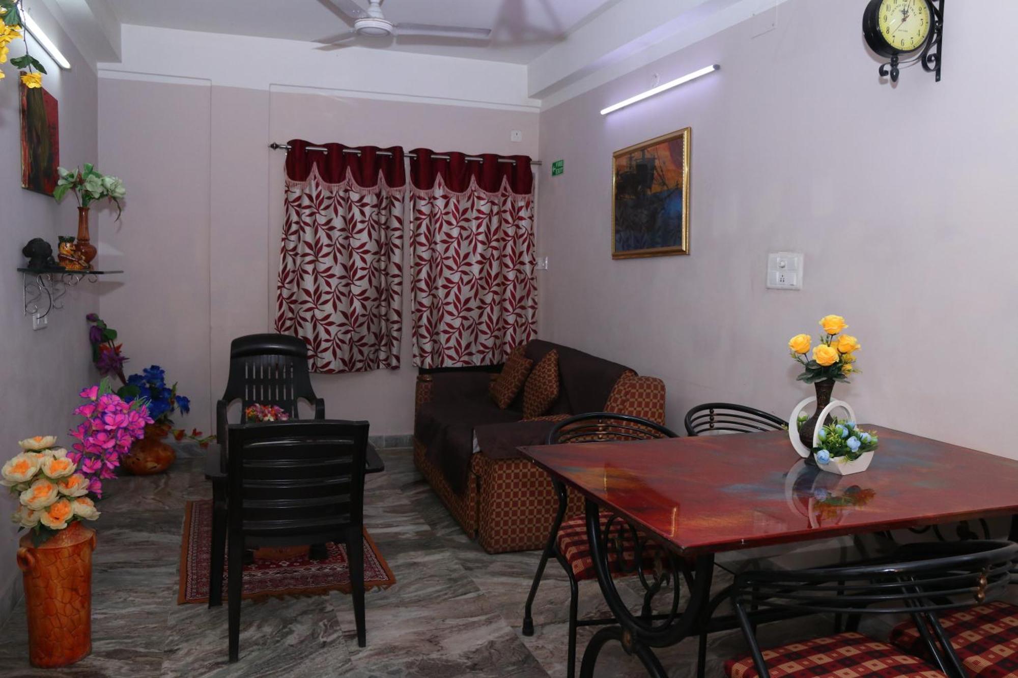 The Elite Apartment Hotel Kolkata Bagian luar foto