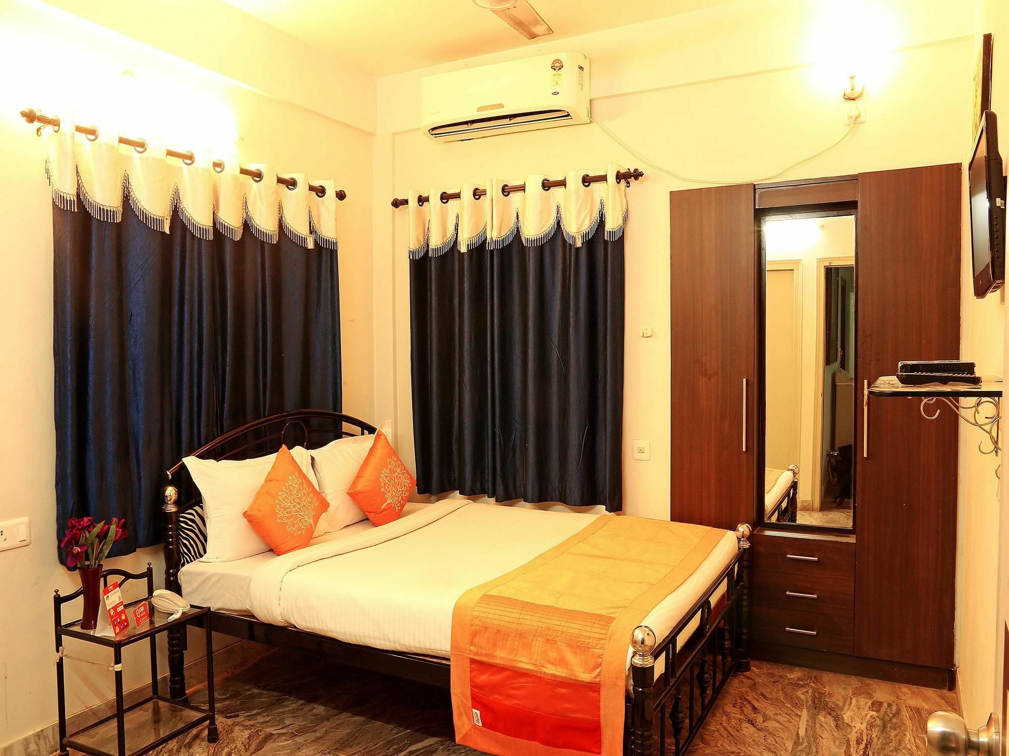 The Elite Apartment Hotel Kolkata Bagian luar foto