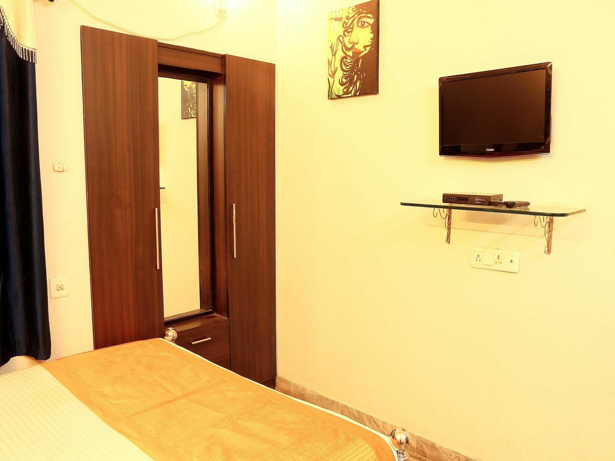 The Elite Apartment Hotel Kolkata Bagian luar foto