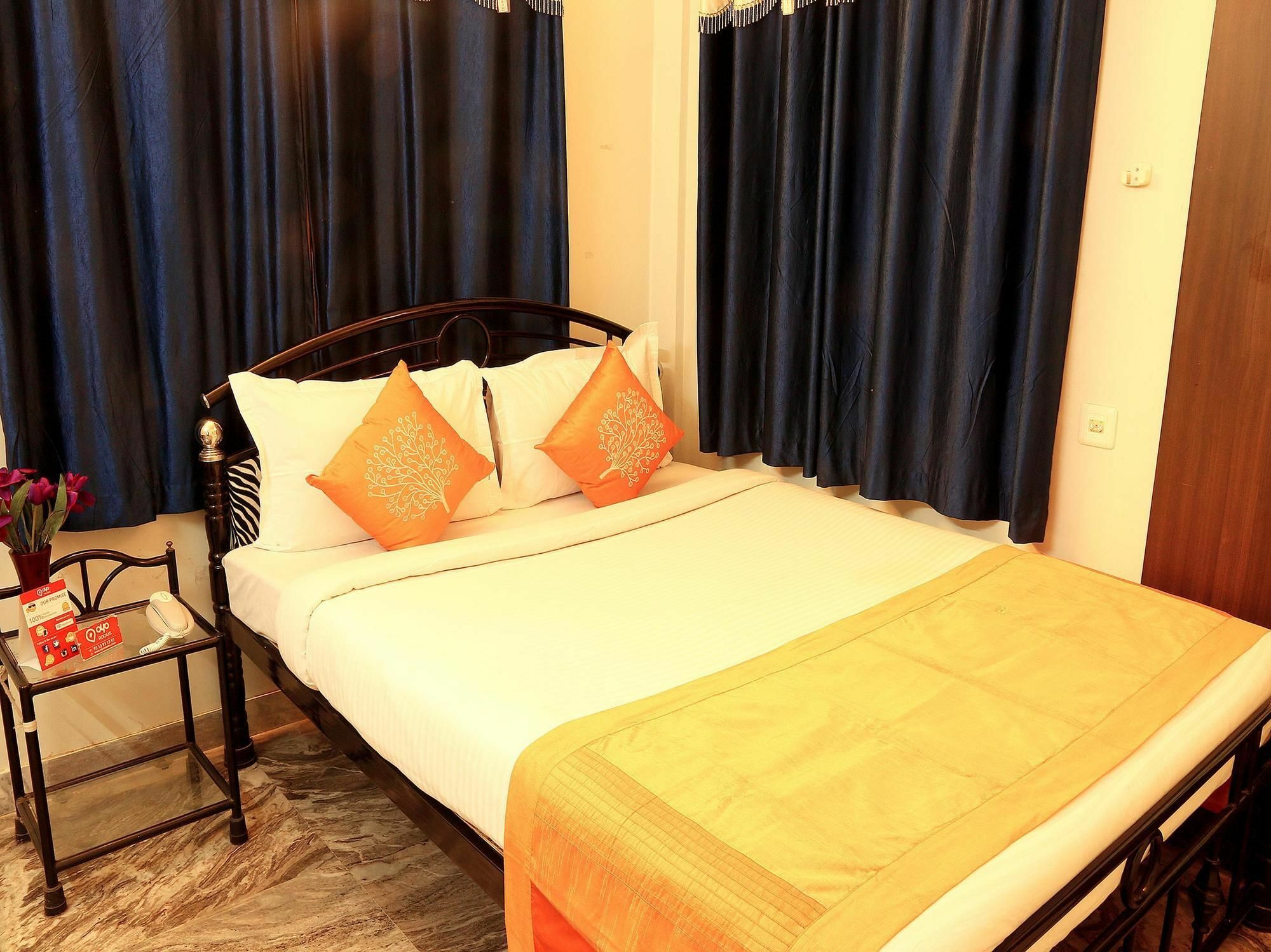 The Elite Apartment Hotel Kolkata Bagian luar foto